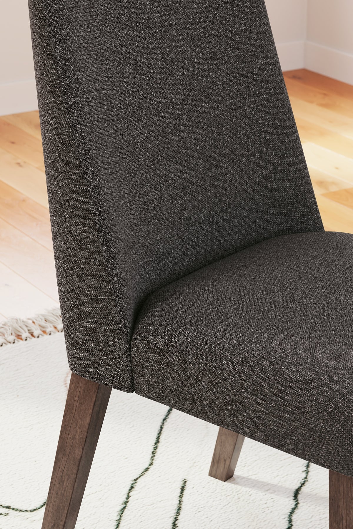 Lyncott Dining UPH Side Chair (2/CN)