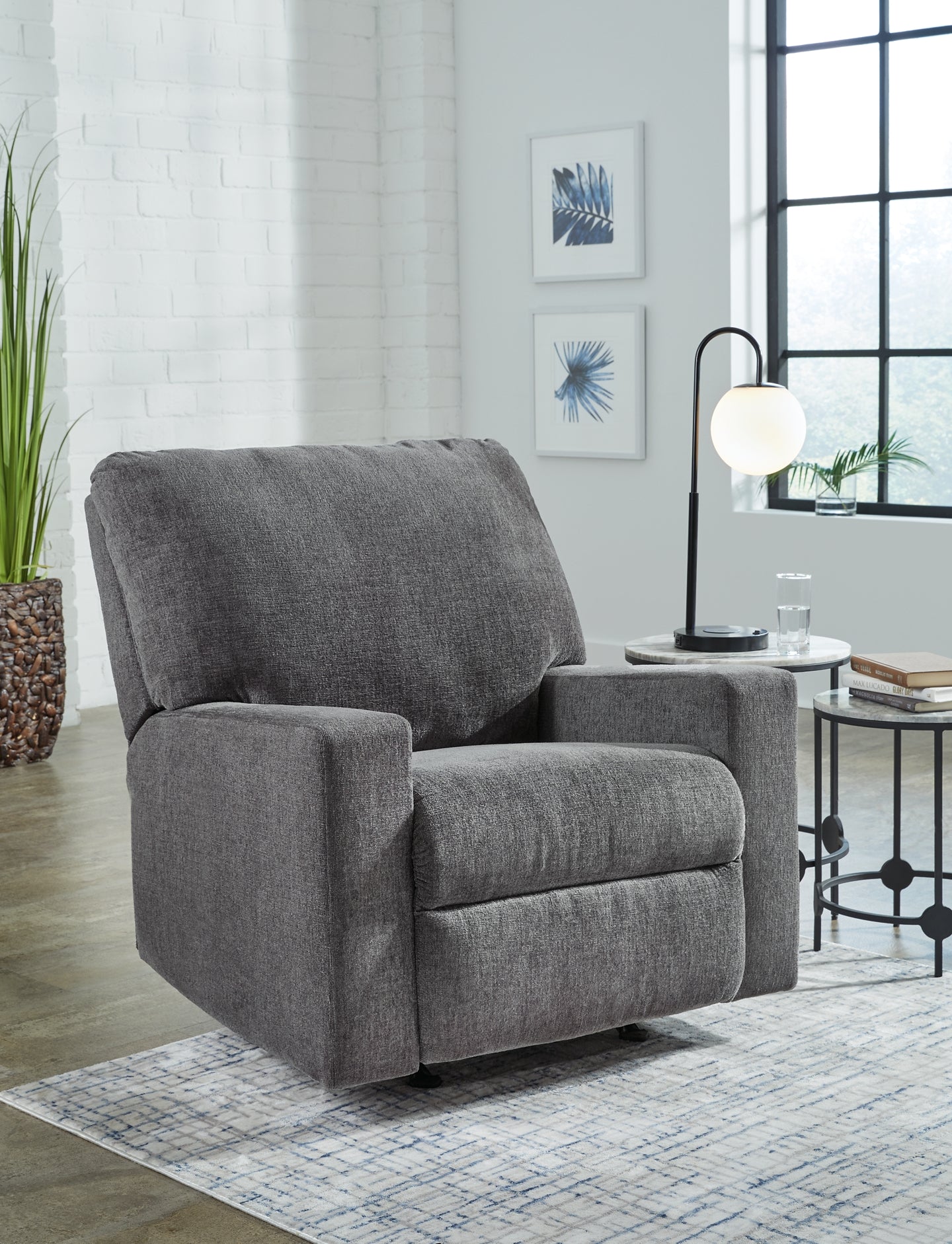 Rannis Rocker Recliner