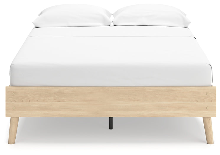 Cabinella Full Platform Bed with Dresser and Nightstand